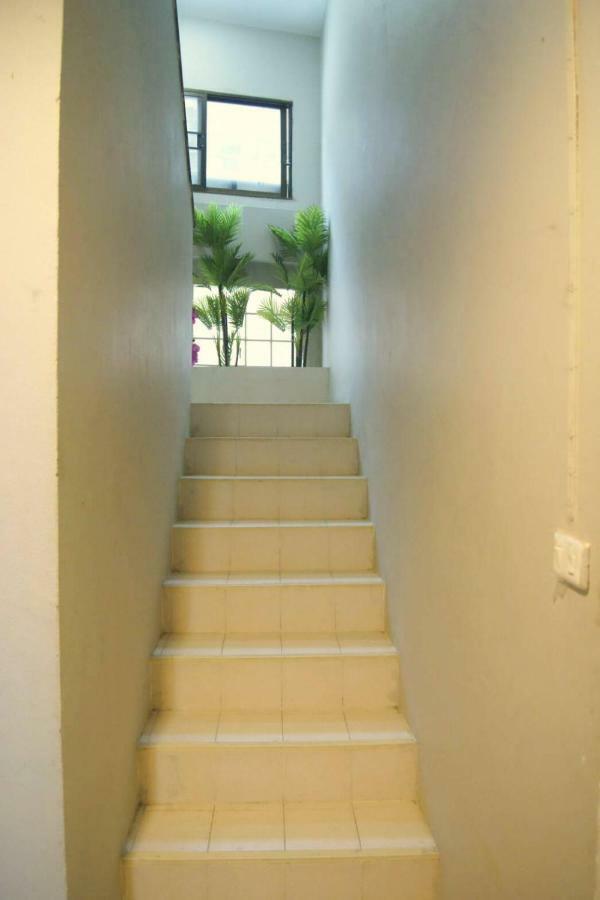 Enrico Hostel Patong Ngoại thất bức ảnh