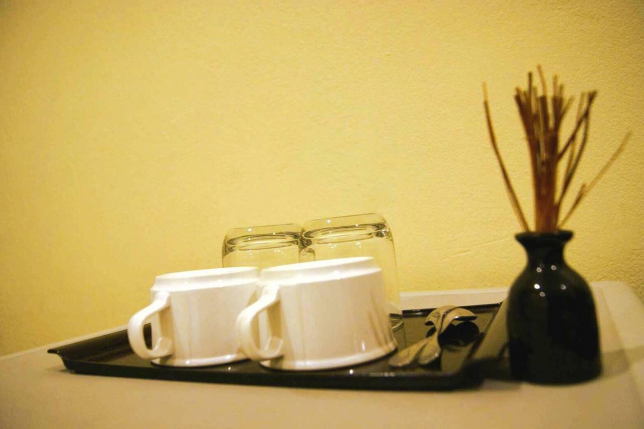 Enrico Hostel Patong Ngoại thất bức ảnh
