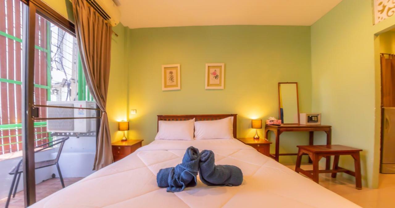 Enrico Hostel Patong Ngoại thất bức ảnh