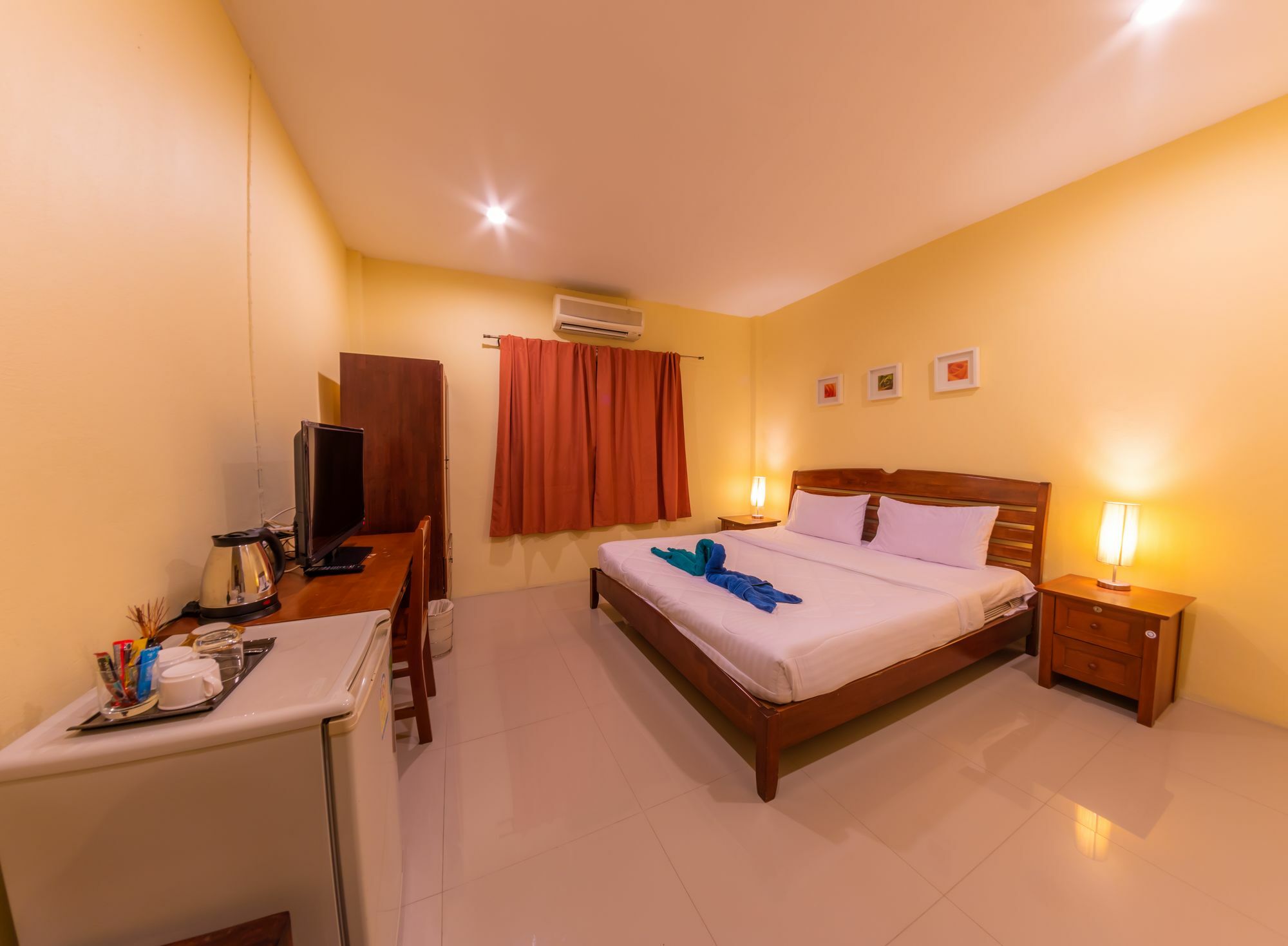 Enrico Hostel Patong Ngoại thất bức ảnh